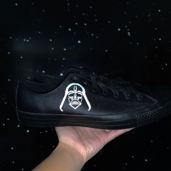 CUSTOM SHOES👟PRICES VARY - Picture 2 of 3